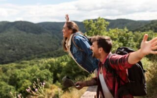 HopTraveler.com