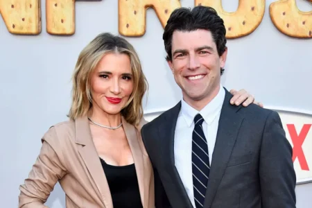 Max Greenfield