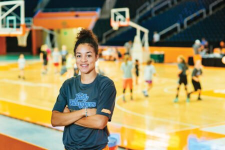 Andraya Carter Height