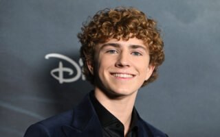 Walker Scobell Height